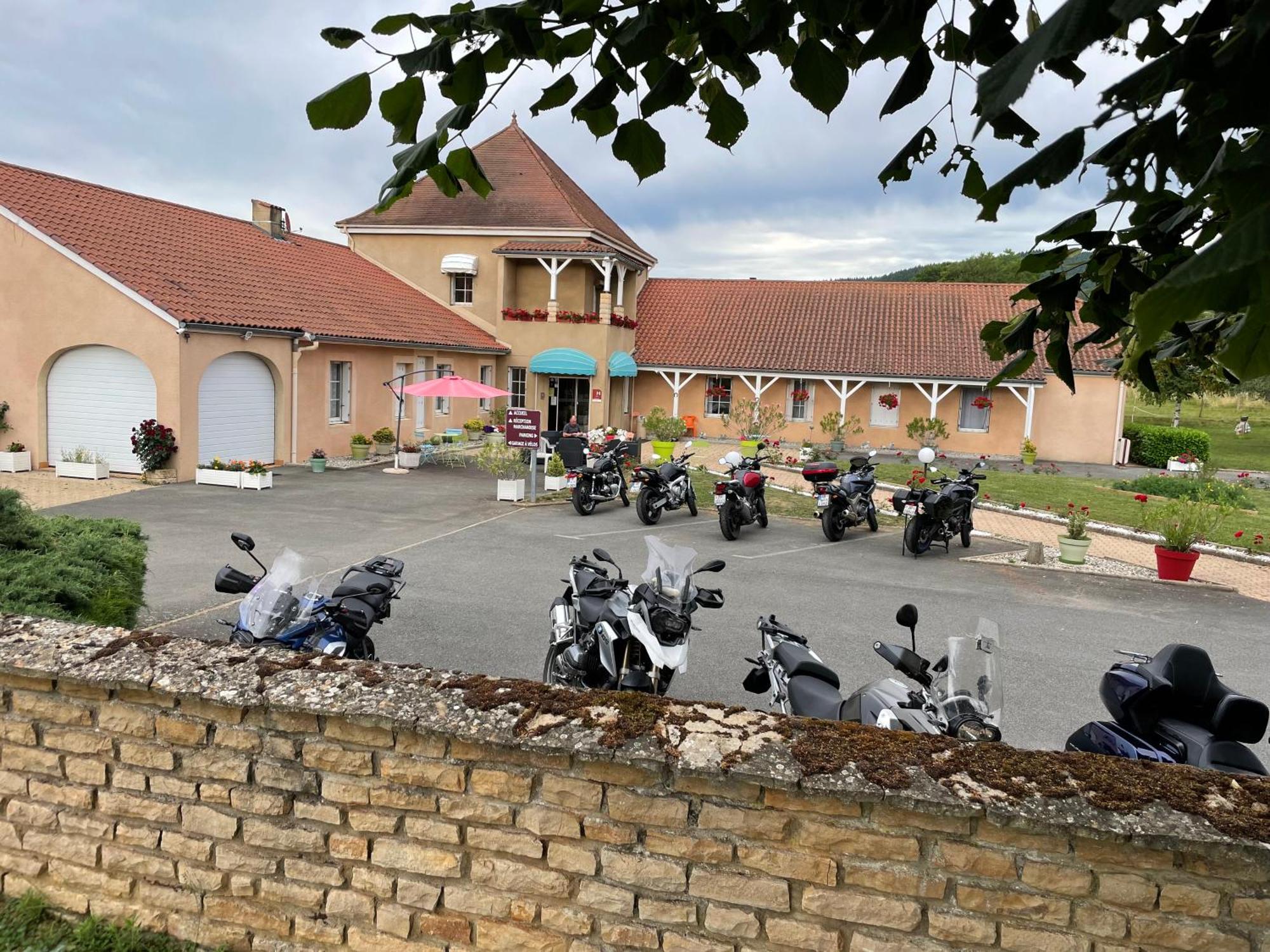 Hotel Saint Odilon คลูนี ภายนอก รูปภาพ