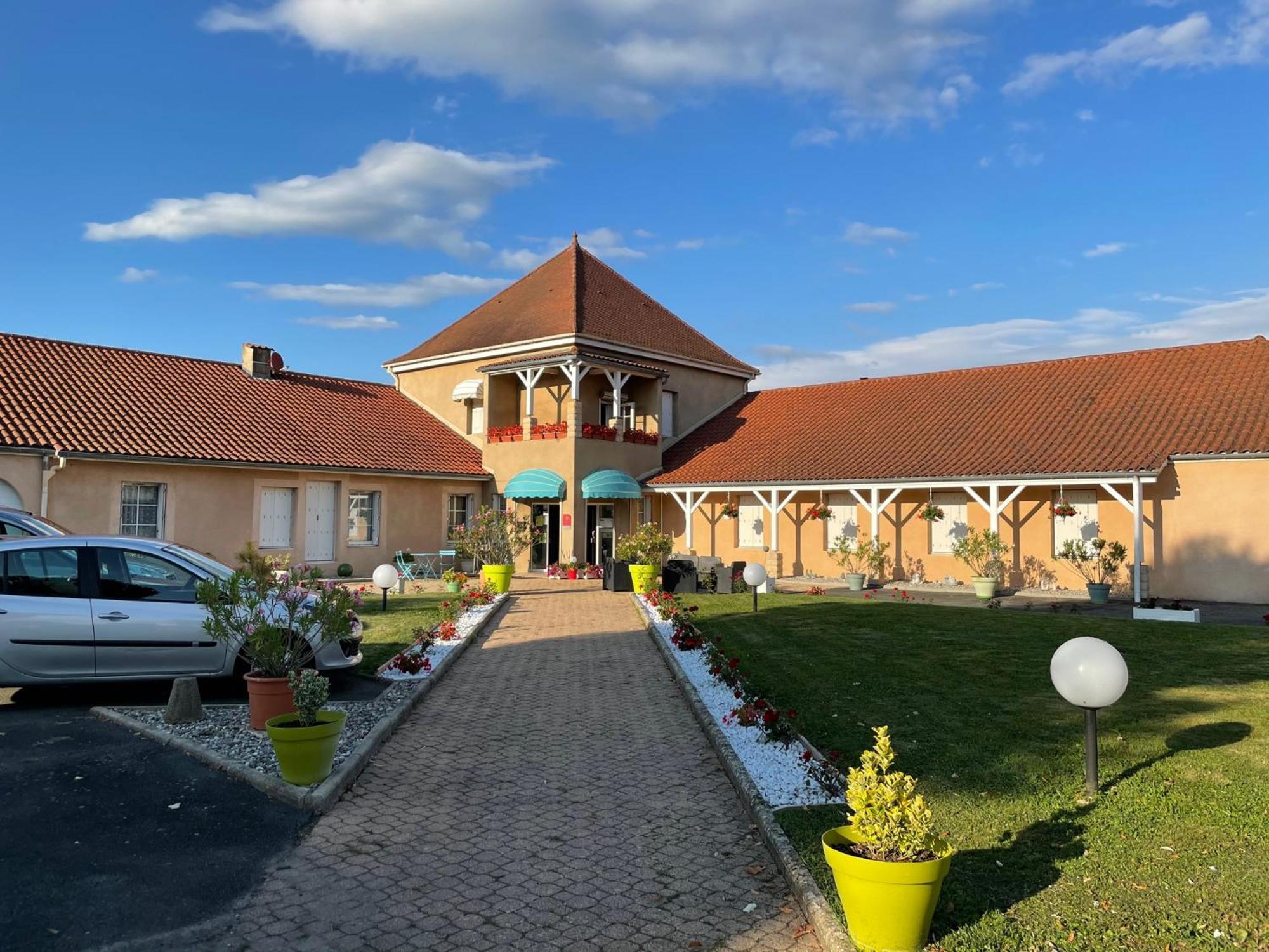 Hotel Saint Odilon คลูนี ภายนอก รูปภาพ